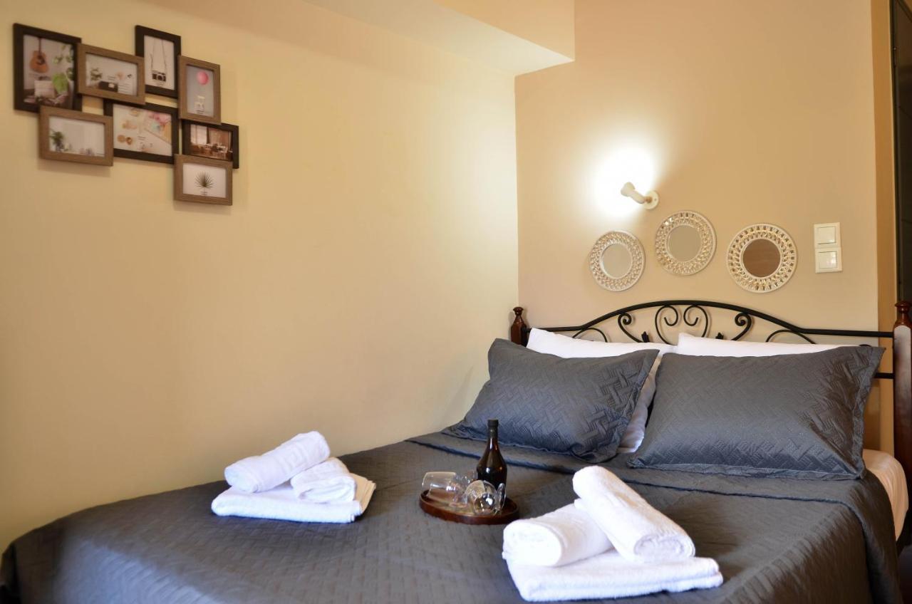 Appartement Nefeli For Two à Kalamata Extérieur photo